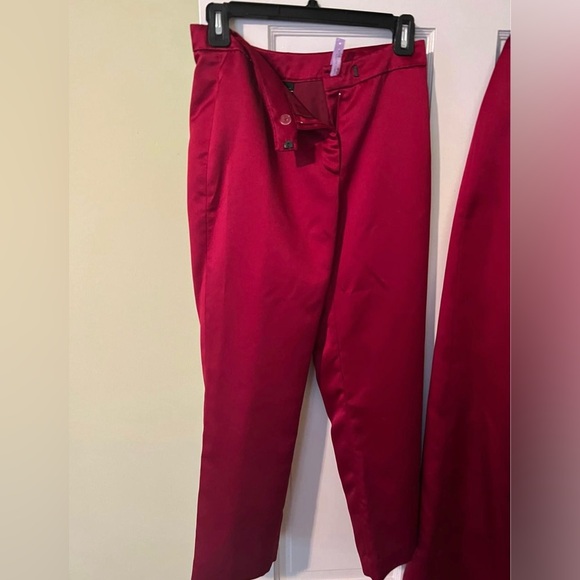 Three Pieces: Ball skirt, strapless top, cigarette pants - Picture 3 of 5